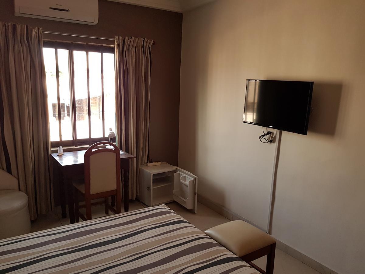 Acropole Hotel Cotonou Exteriör bild