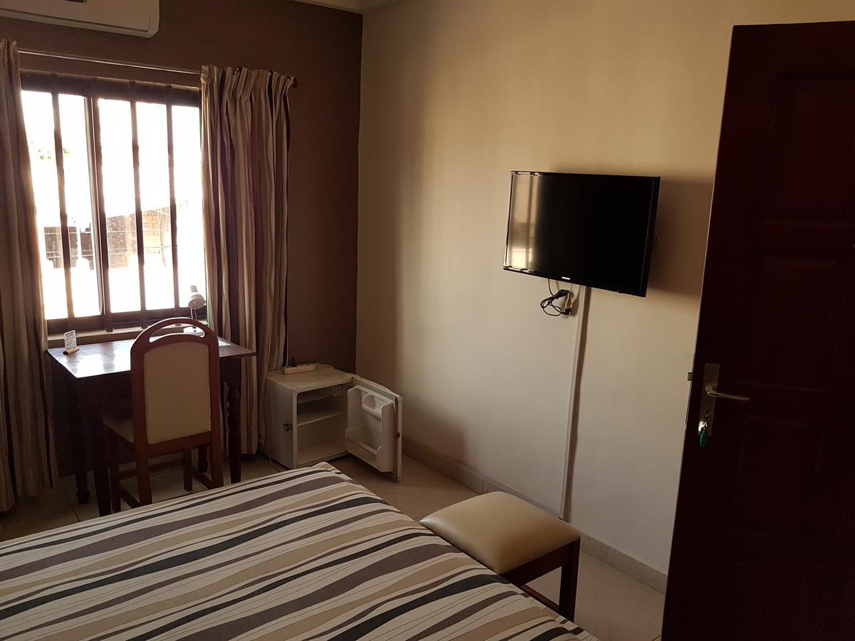 Acropole Hotel Cotonou Exteriör bild