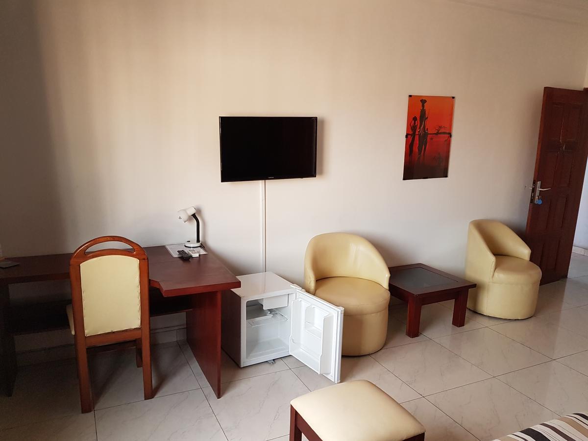 Acropole Hotel Cotonou Exteriör bild